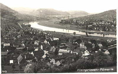 AK-Kleinpriesen-Poemerle-Panoramablick-auf-den-Ort-und-ins-Flusstal.jpg