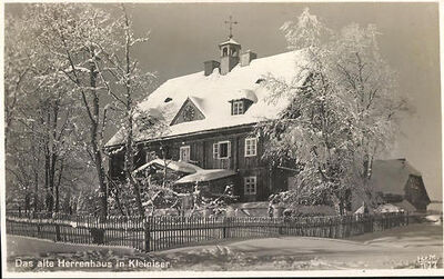 AK-Kleiniser-Das-alte-Herrenhaus-im-Winter.jpg