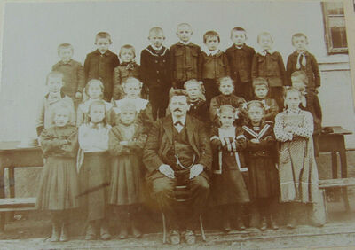 Gottesgab volksschule 1911.jpg